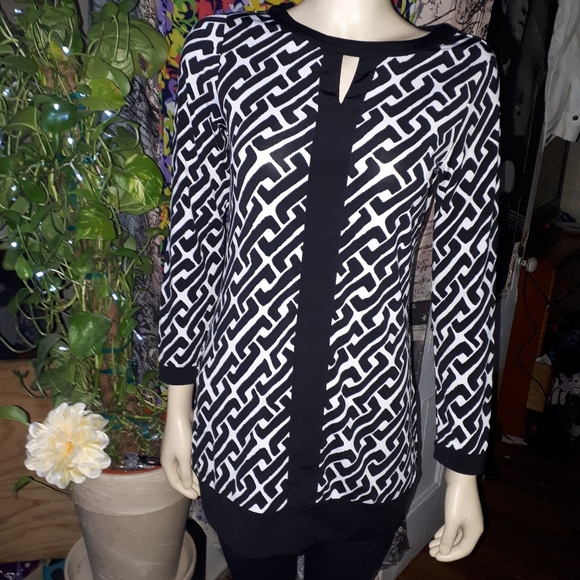 Beautiful swimming clothing - Picture 2 of 16